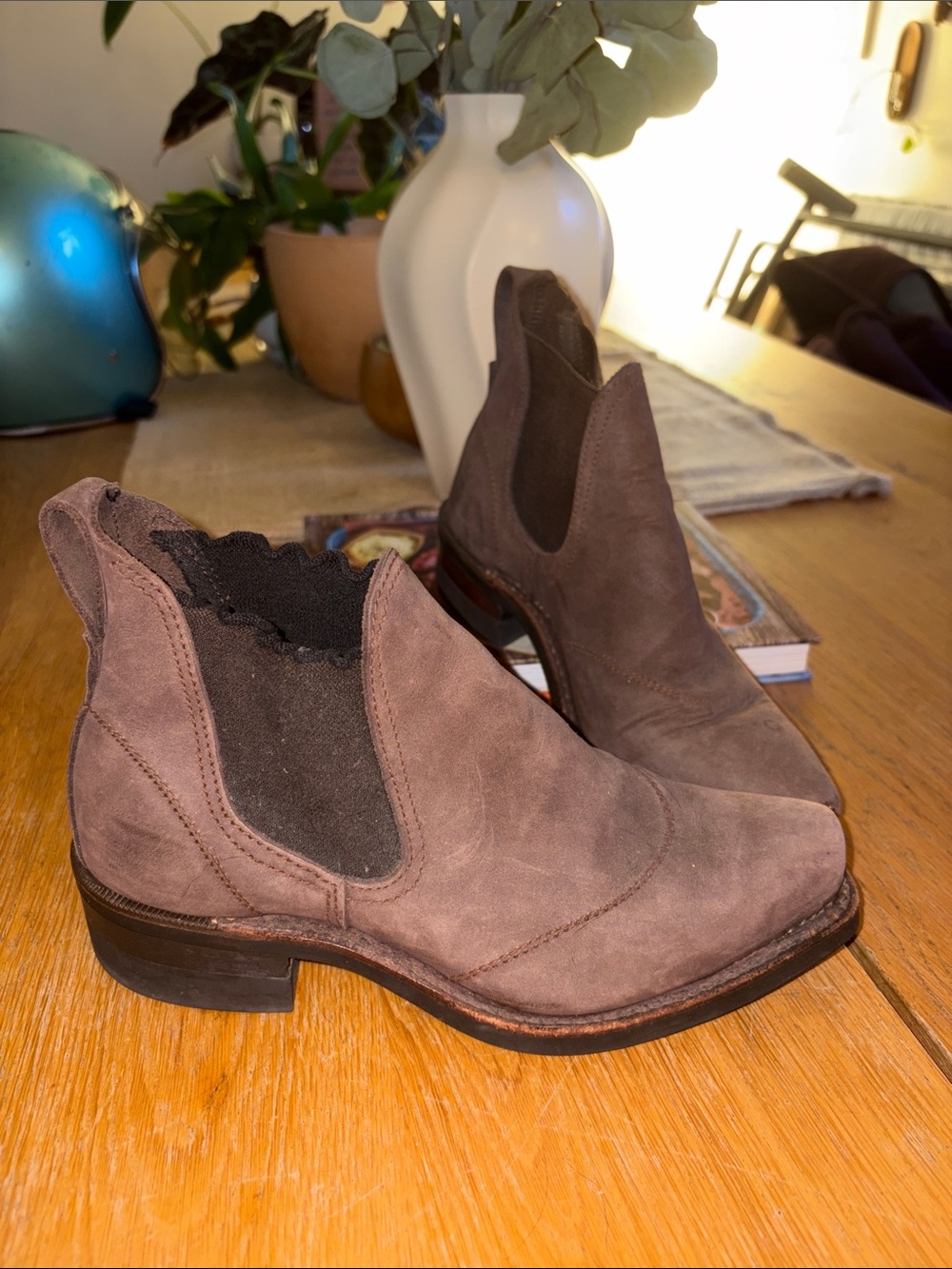 Dayton Women's Brown Suede Boots- Size 5